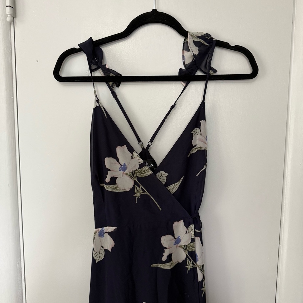 Lulus Navy Blue & Cream Floral Print Wrap Maxi Dress Medium - Picture 2 of 11